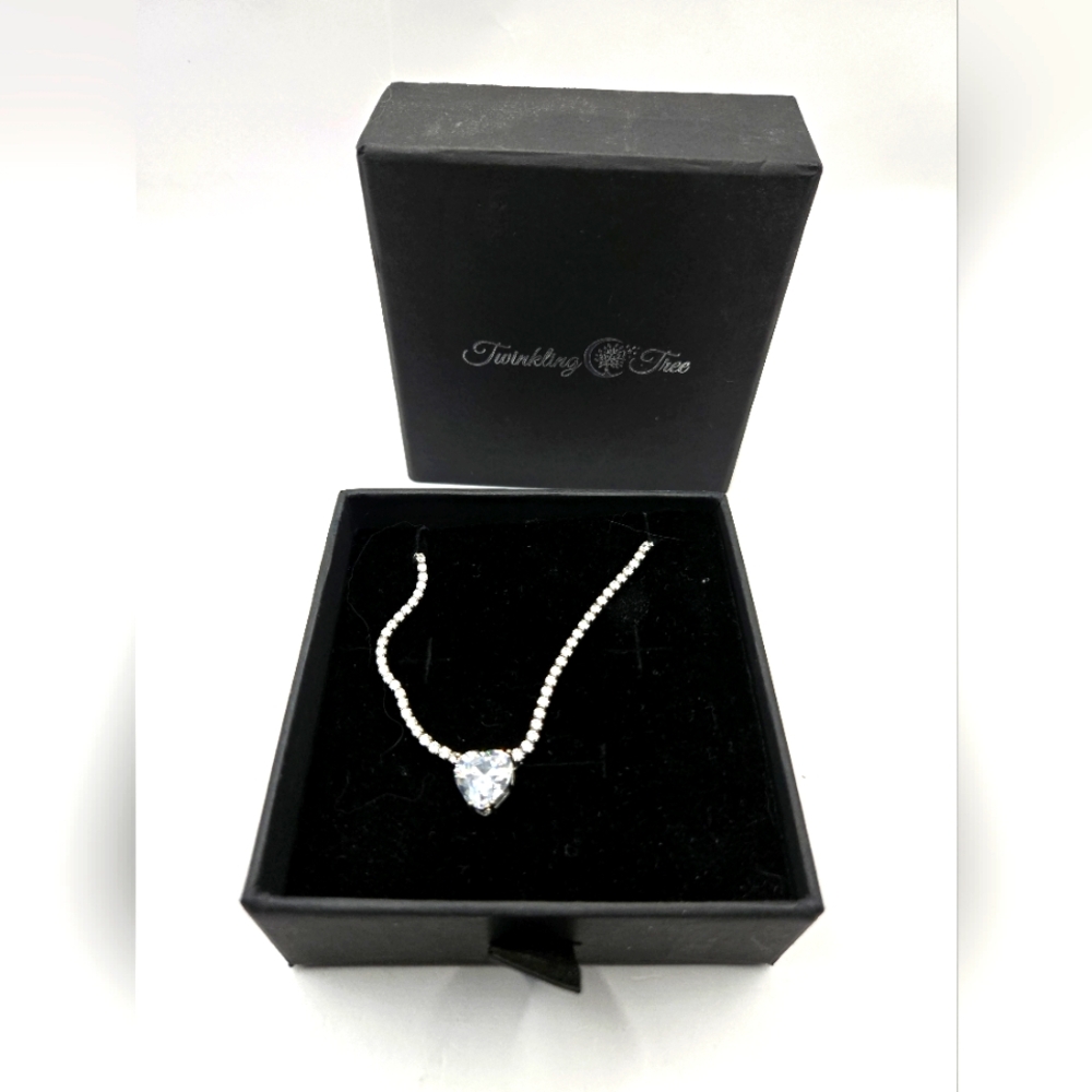 NIB Twinkling Tree Rhinestone Necklace Heart Pendant Silver Tone Rhinestone NEW